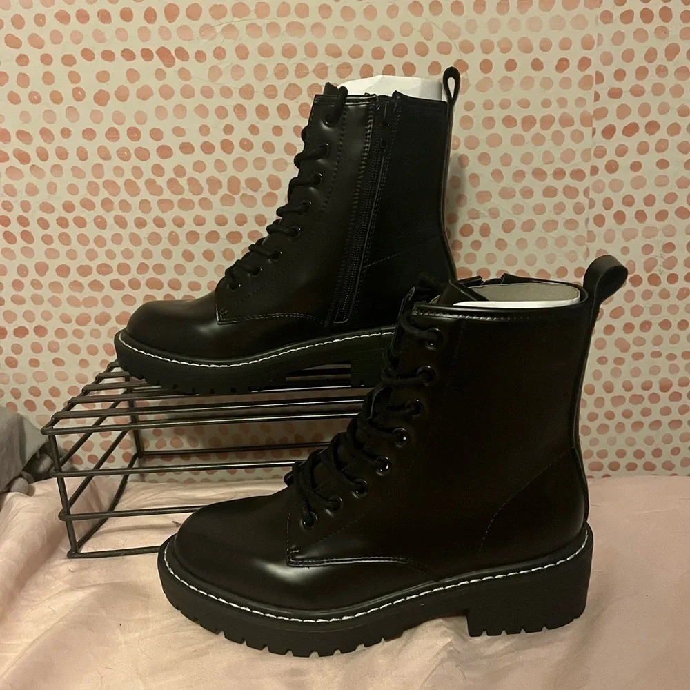 ICHIGO Fashion Lace-up Combat Boots - Picture 2 of 6